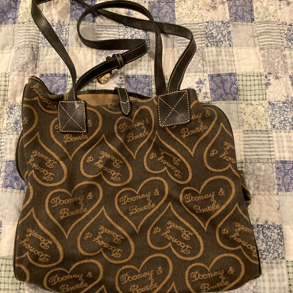 Dooney & Bourke Heart Print Tote Bag - Picture 4 of 10